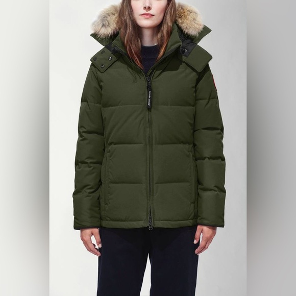 Canada Goose Chelsea Parka winter jacket with fur - Picture 3 of 9